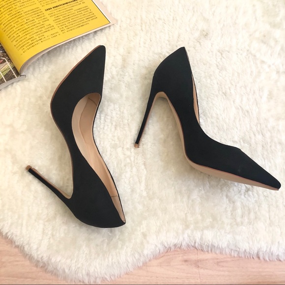 Shoes - SOLD❤️ Size 9.5 Black Stiletto High Heel Pump